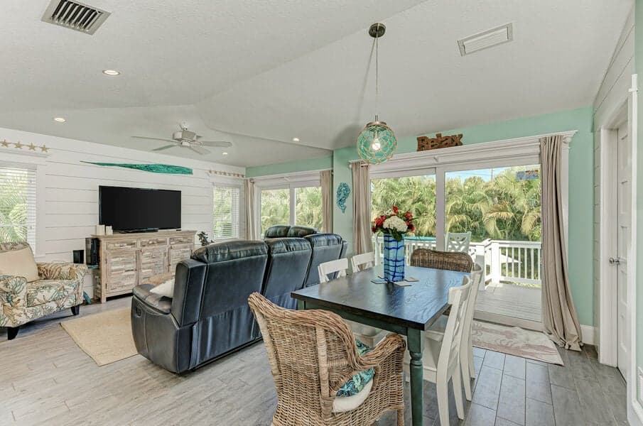 Emerald Bay - Image 3