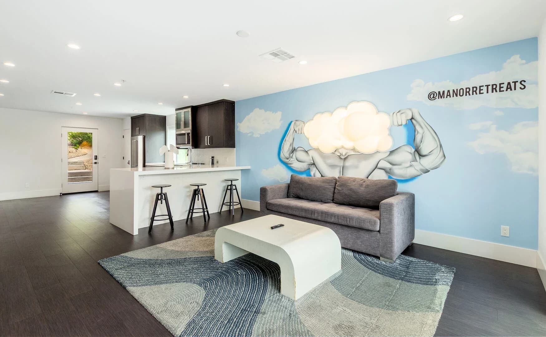 Valle Vista Manor - Image 48