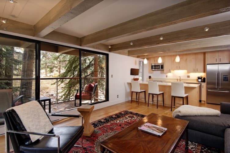 East Cooper Townhome - Image 3