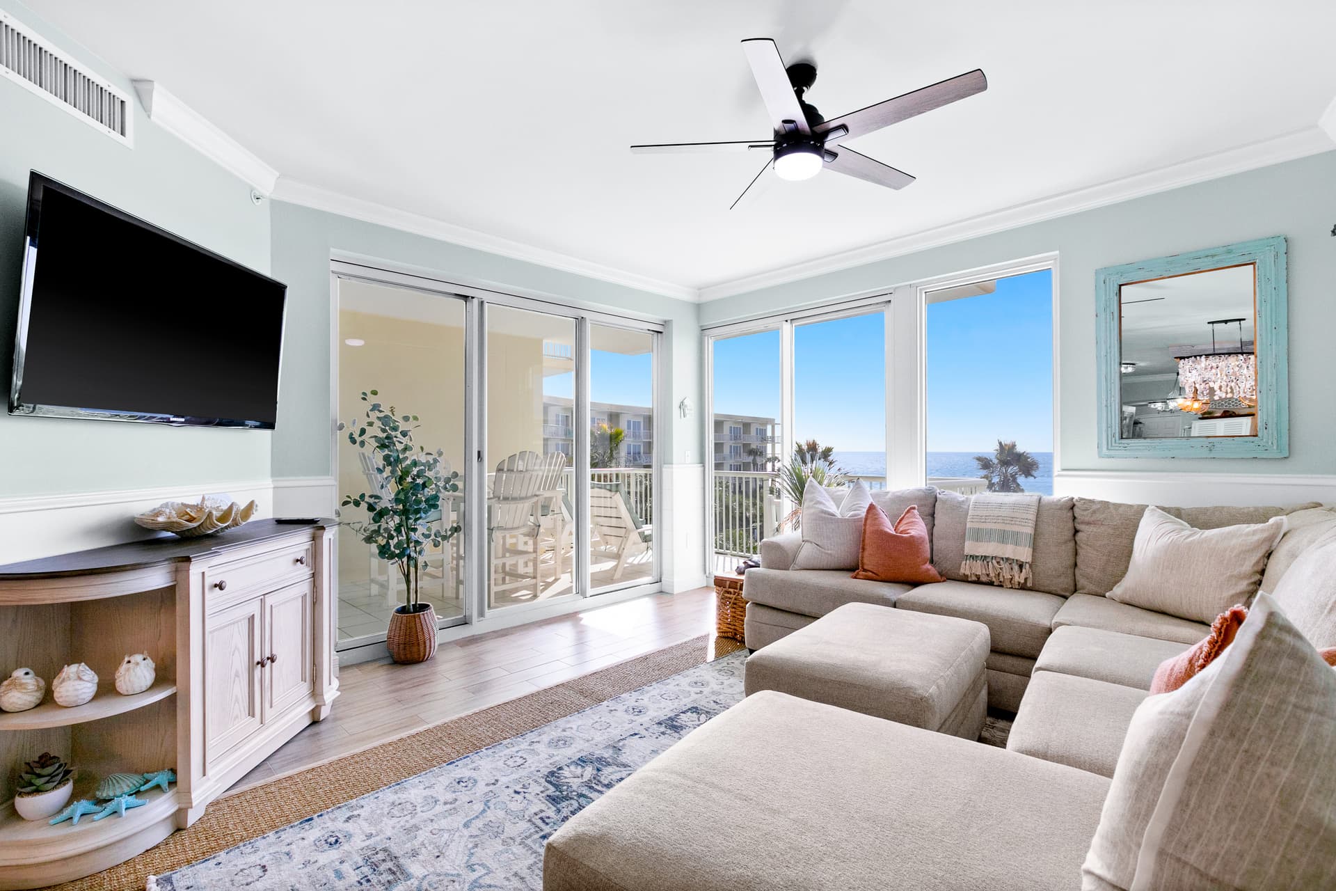 Crescent 316 Home - Image 2