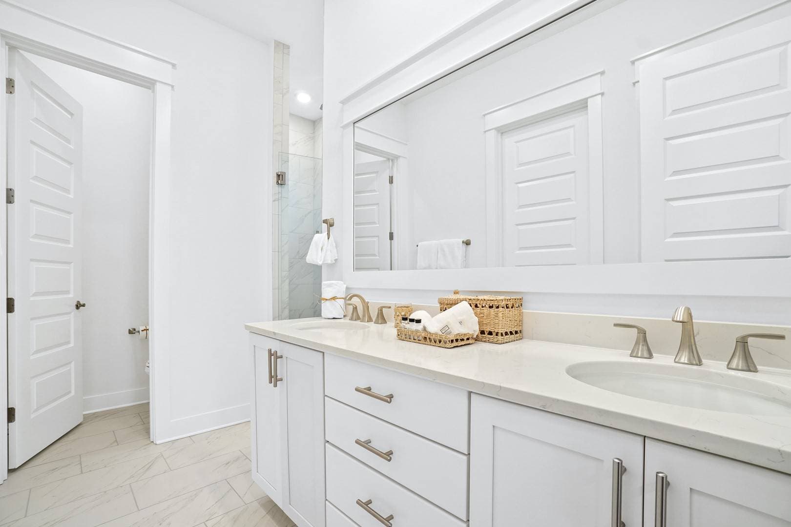 Salty Dog Sea Cottage - Image 11