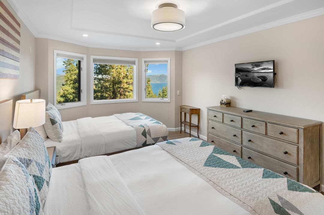 Cheshire Villa - Image 19