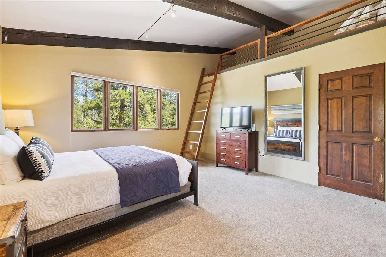 Miners Peak Residence - Image 23