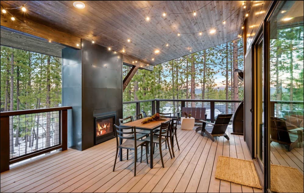 Luxurious Truckee - Image 2