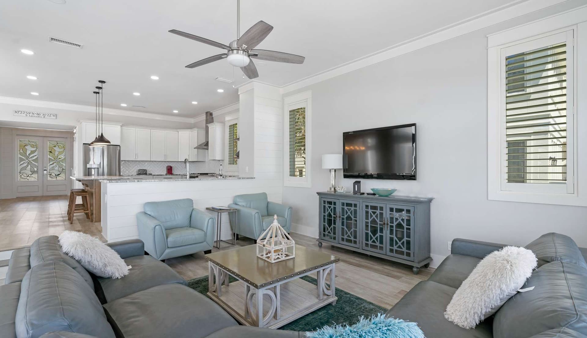 Latitudes Manor - Image 4