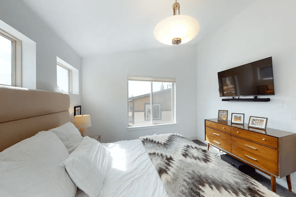 Mountain Sky Cottage - Image 3