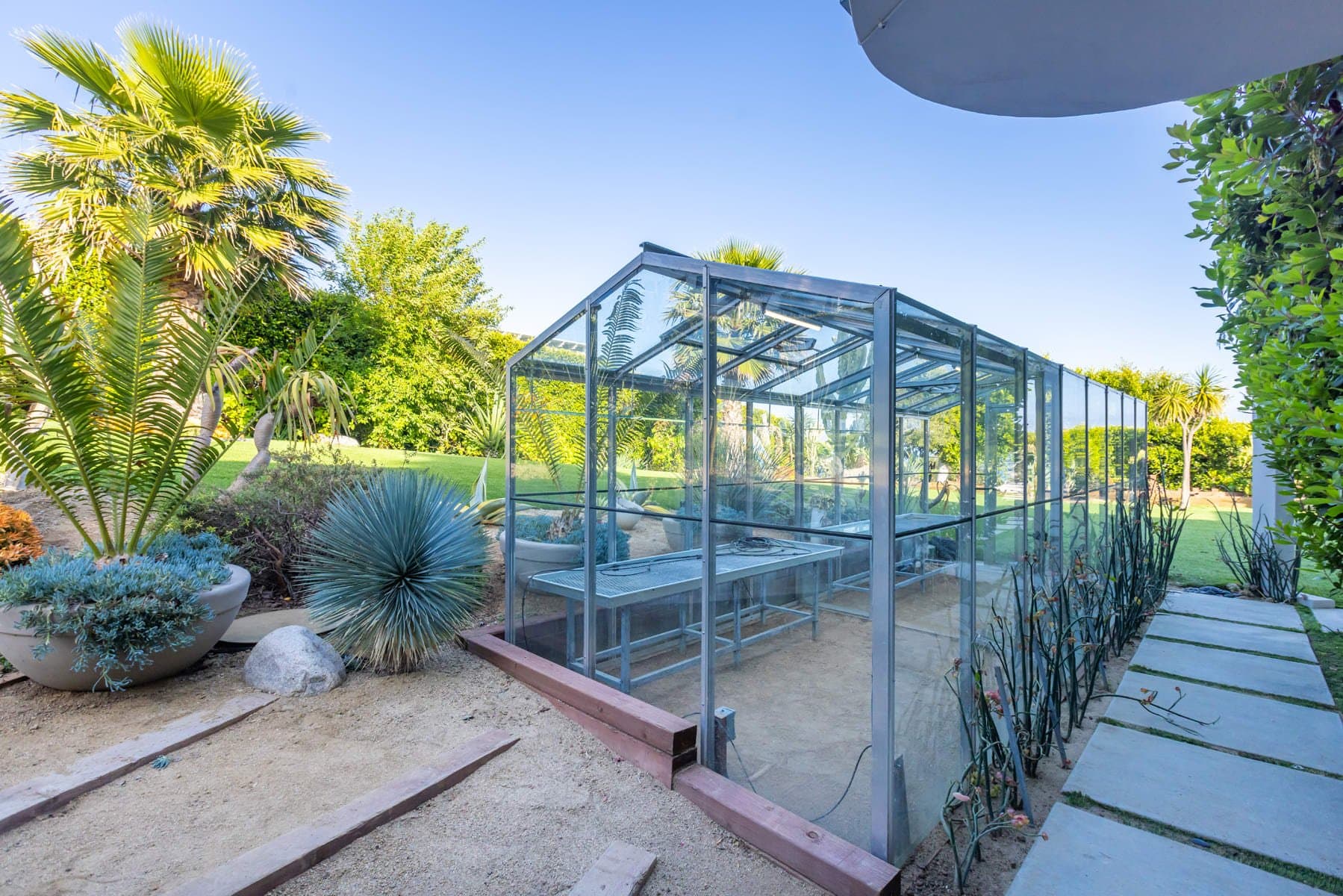 Malibu Sunset Oasis - Image 77