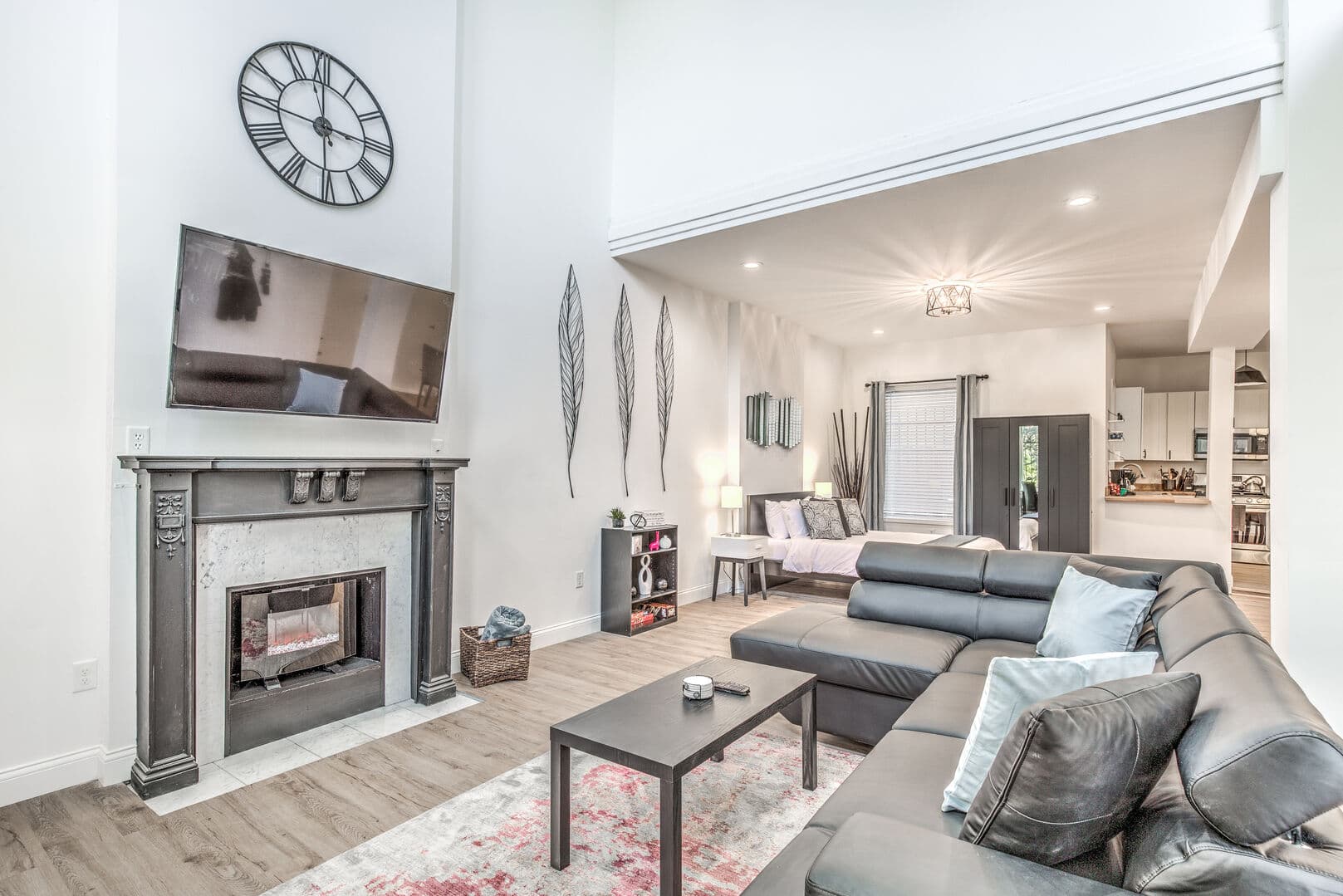 Lenox Comfort Corner - Image 3