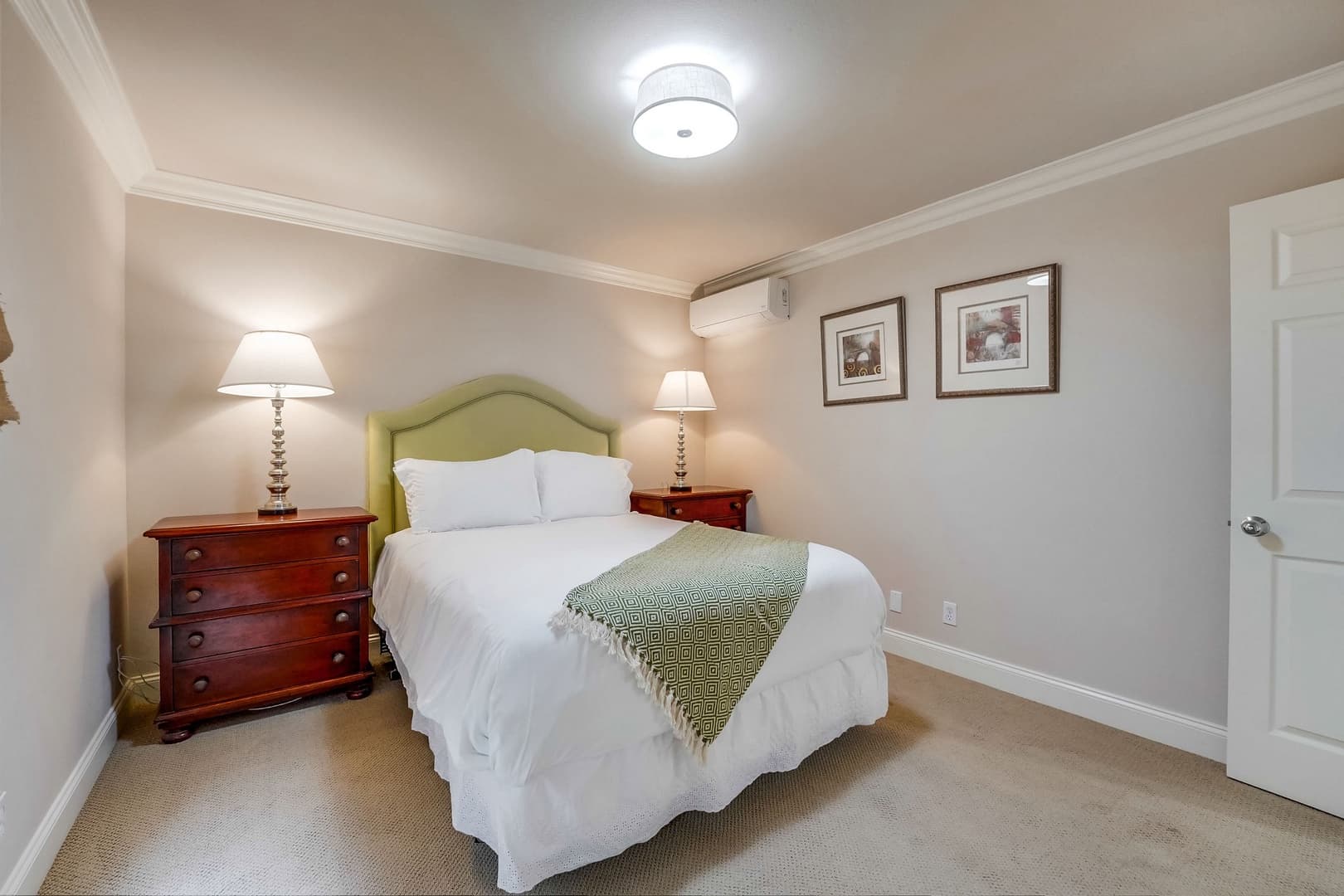 Beach Breakers Home - Image 37