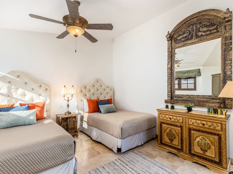 Villa de Paz - Image 16