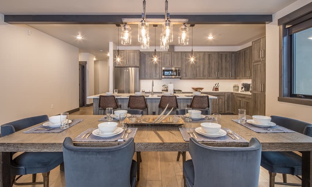 Mountain Lake Residence #403C - Image 4