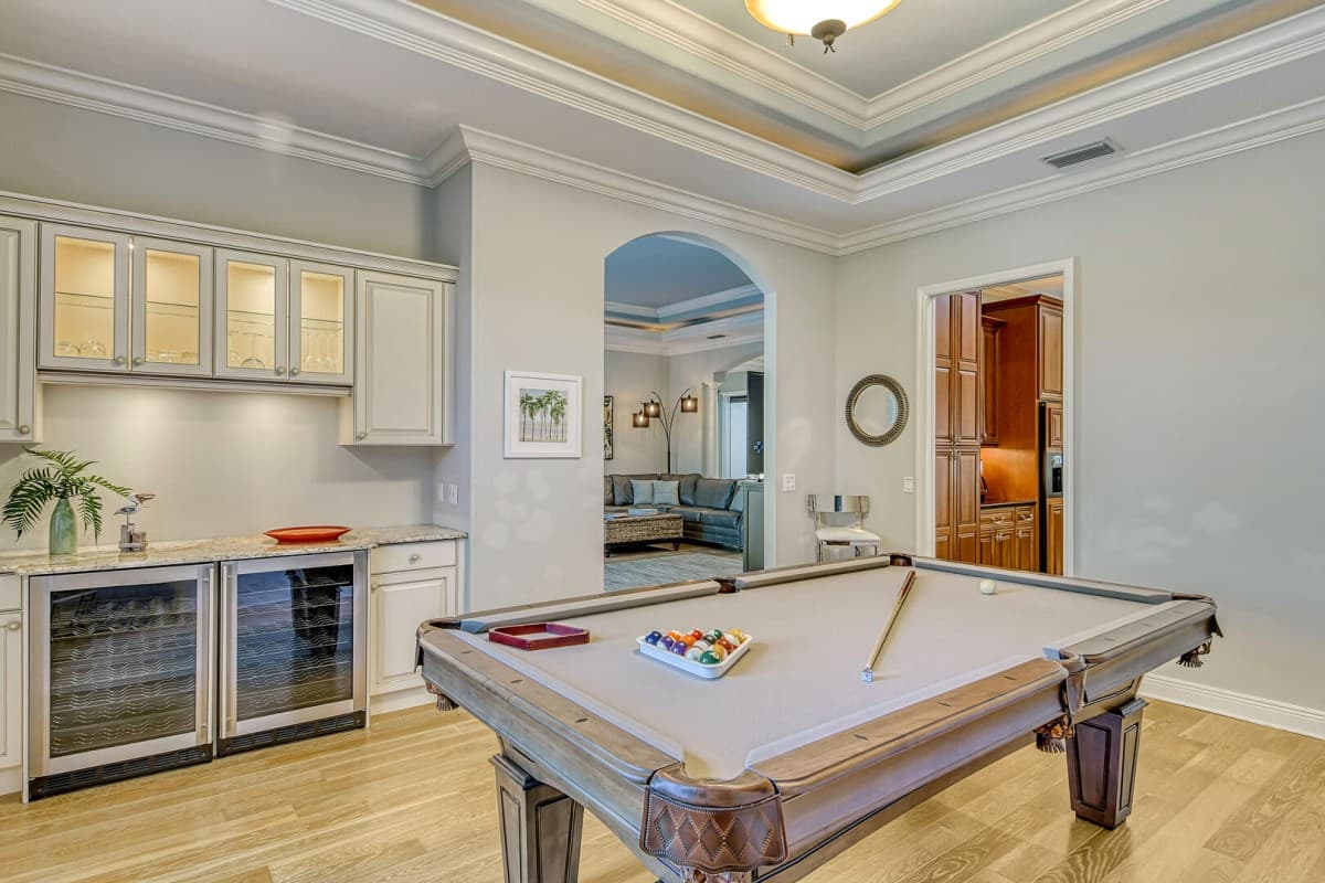 Sunburst Courtyard - Image 18