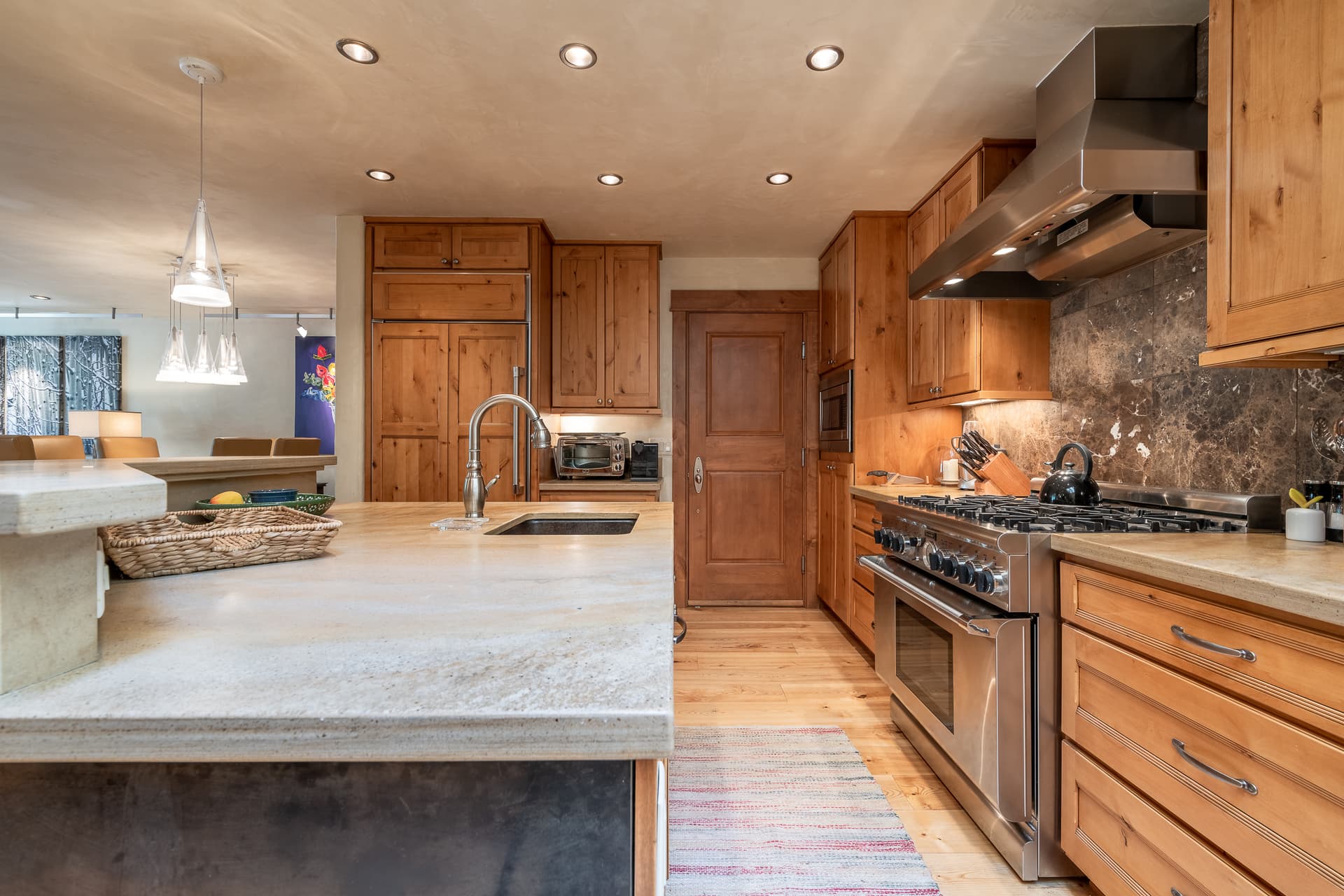 Main Stage Penthouse - Image 2