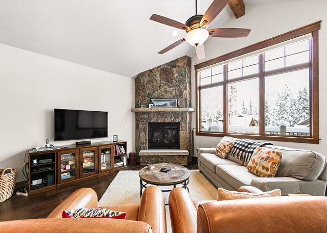 Alder's Townhouse #74 - Image 4