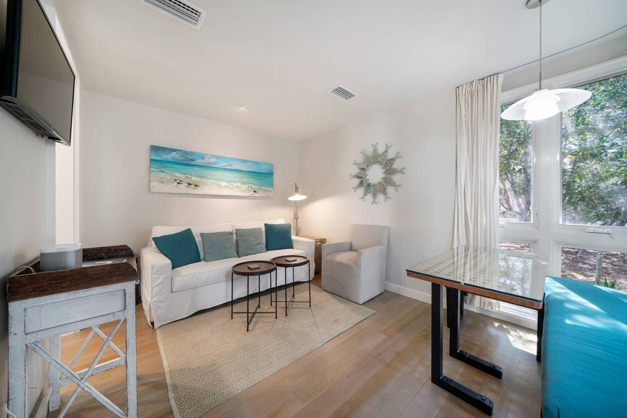 Little Feet Home - Image 4