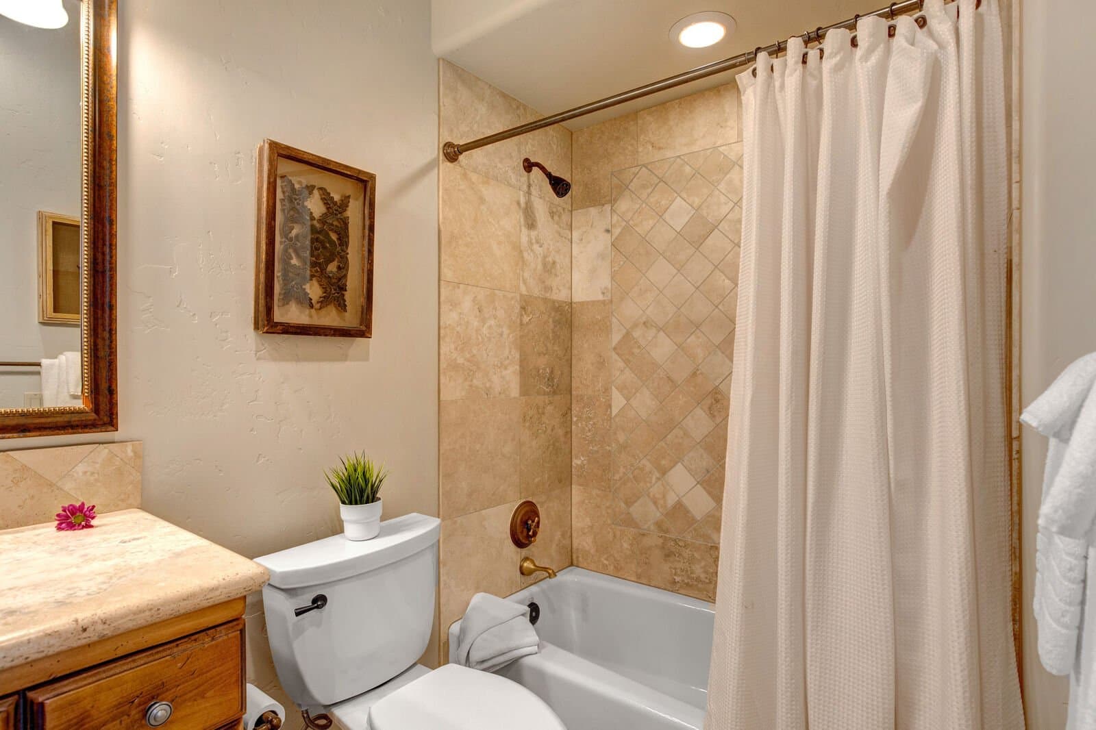 Star House - Image 21