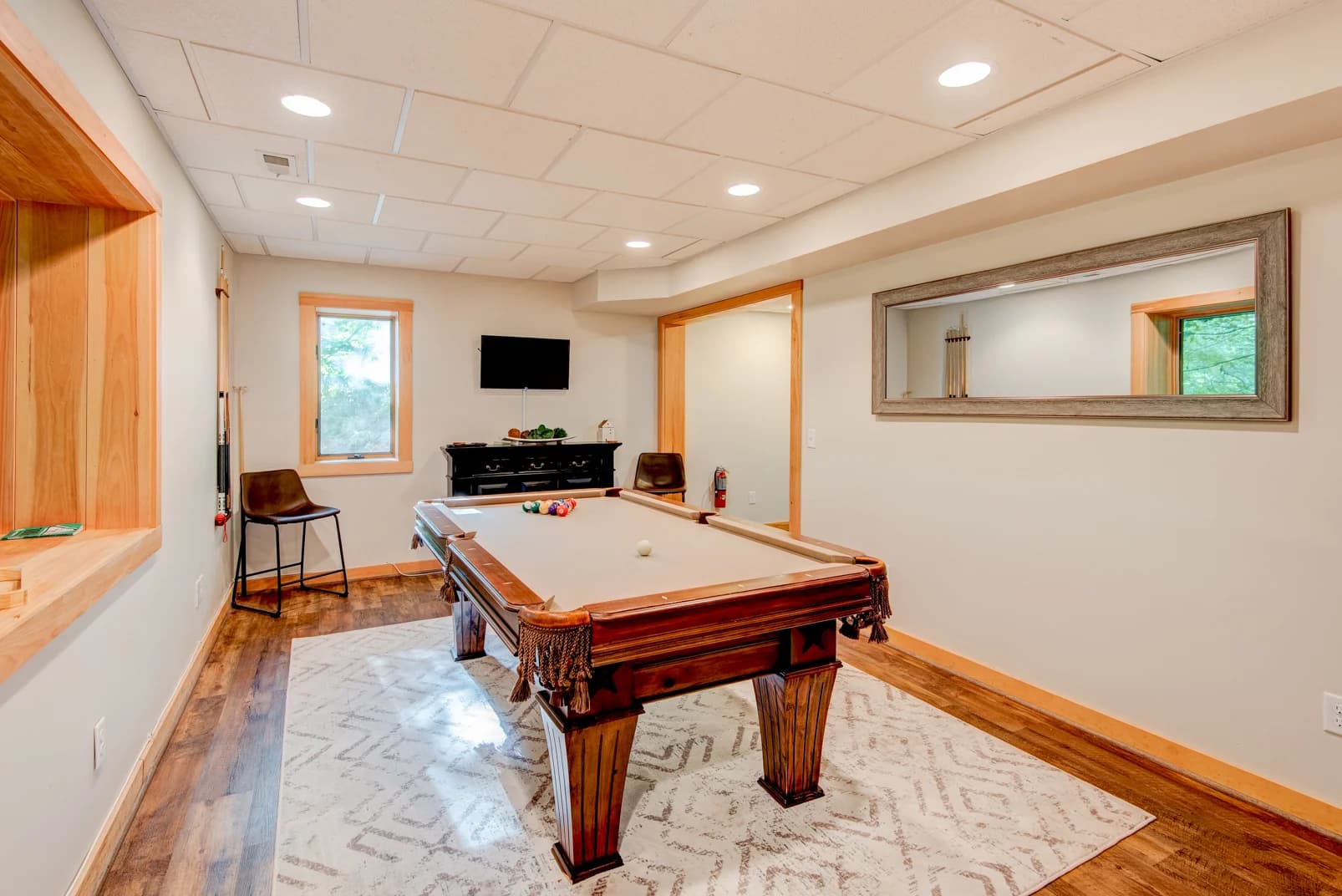 Paws a While - Image 42