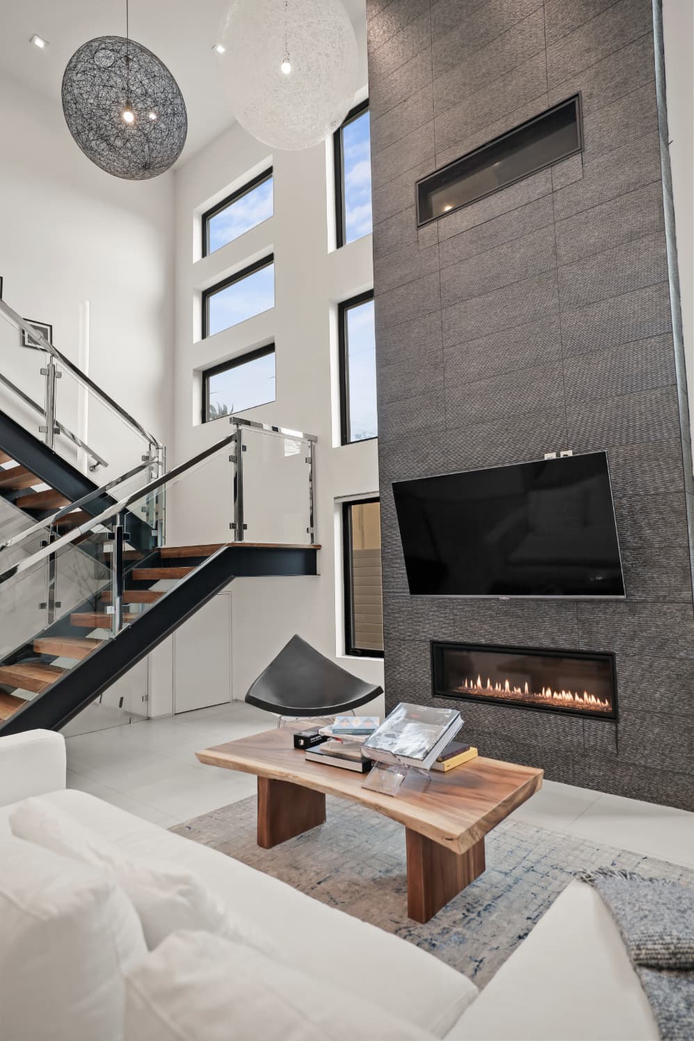 Crescent Heights - Image 4