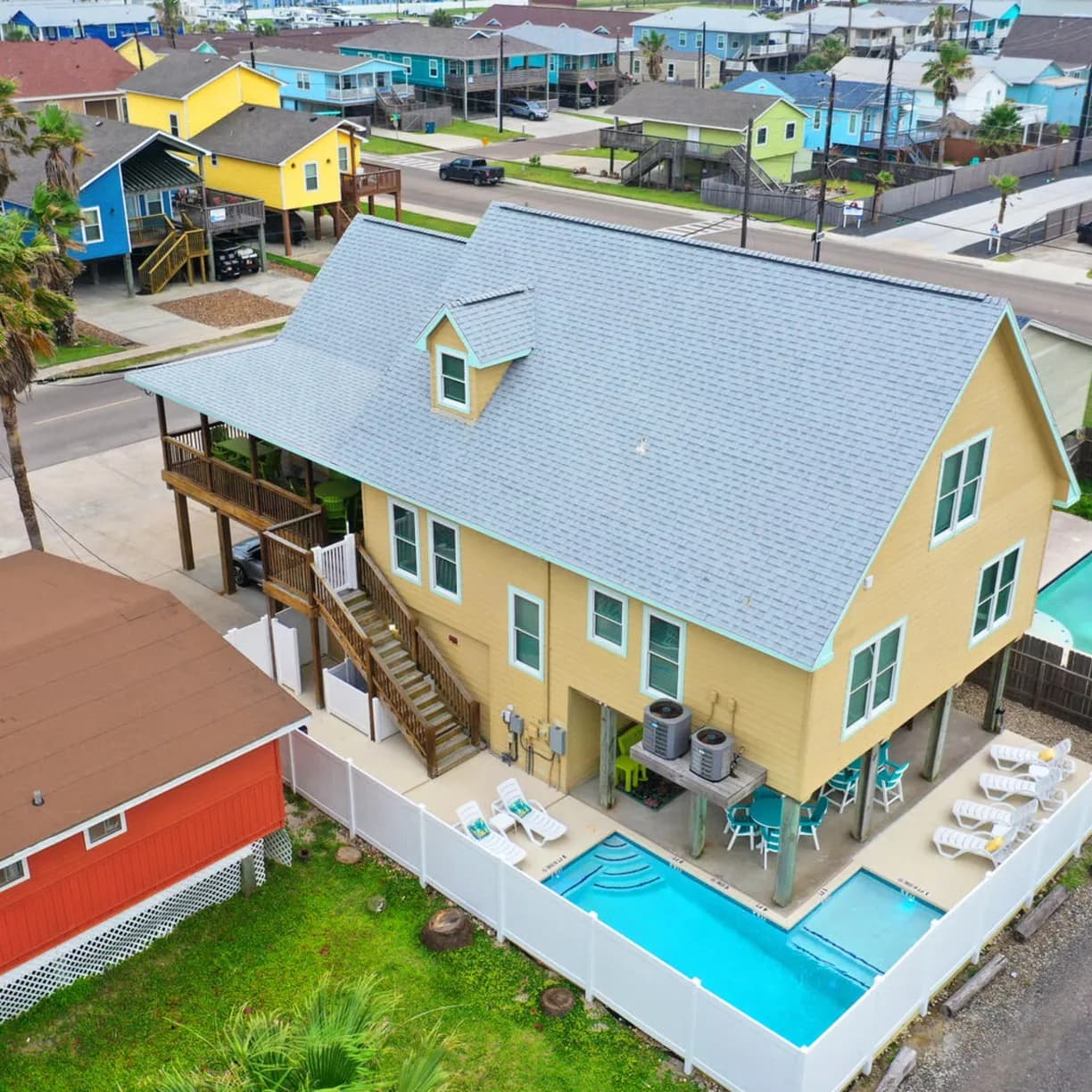 Moxy's Beach House - Image 81