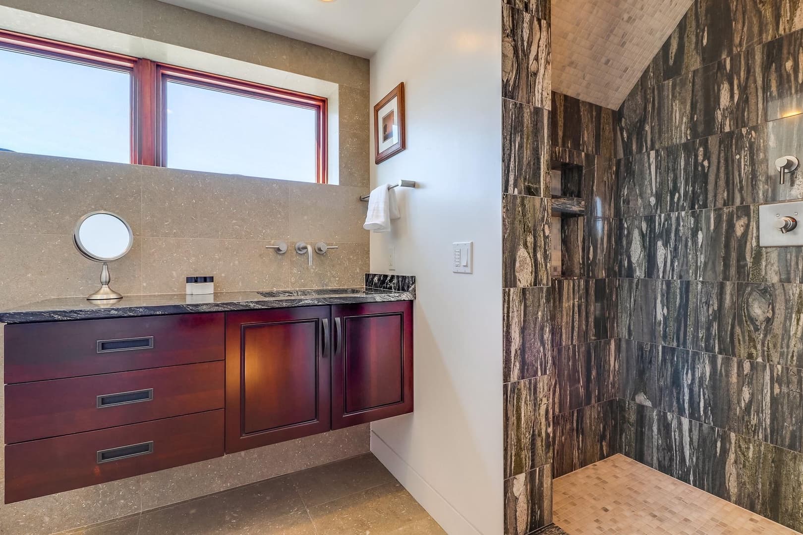 Mission Beach Solstice Home - Image 14