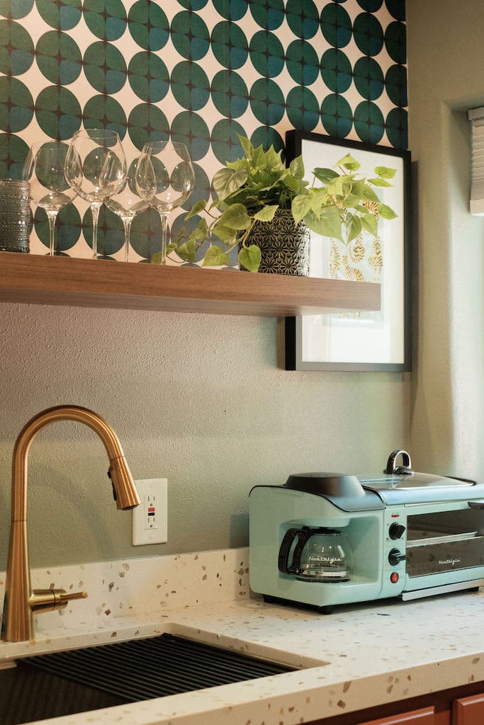 Mod Retreat in Vibrant Palm Springs - Image 9