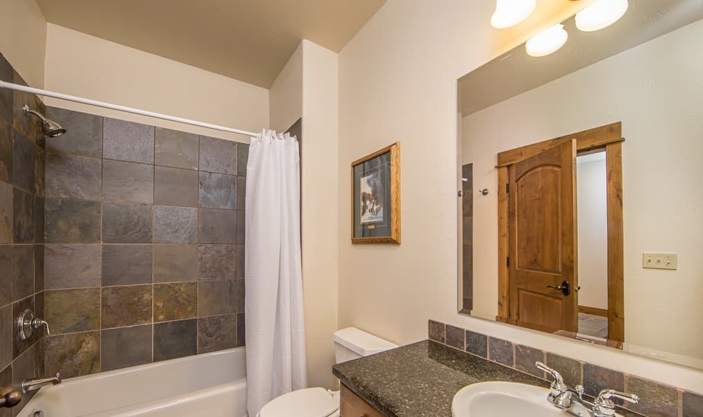 Runner Road Home - Image 20