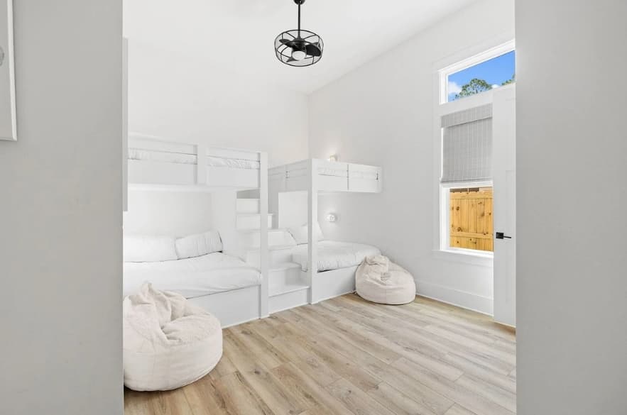 Juan Fine Day - Image 10