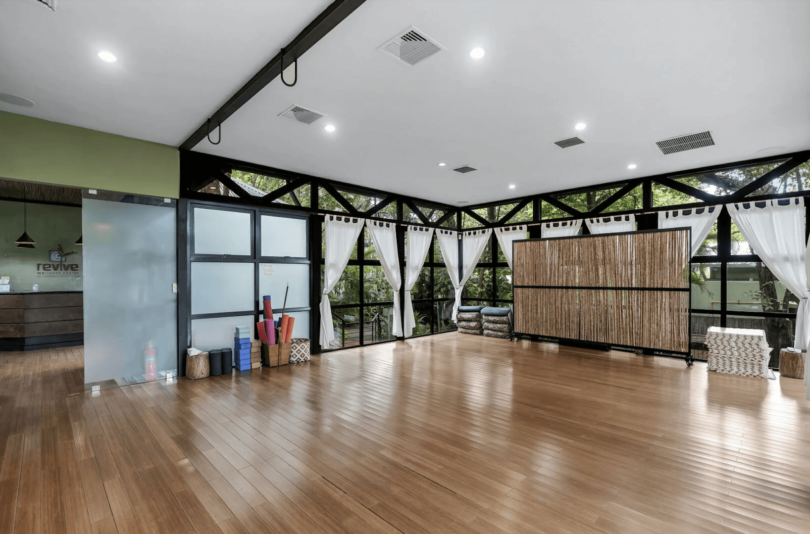 Ibis Condo #10 - Image 32