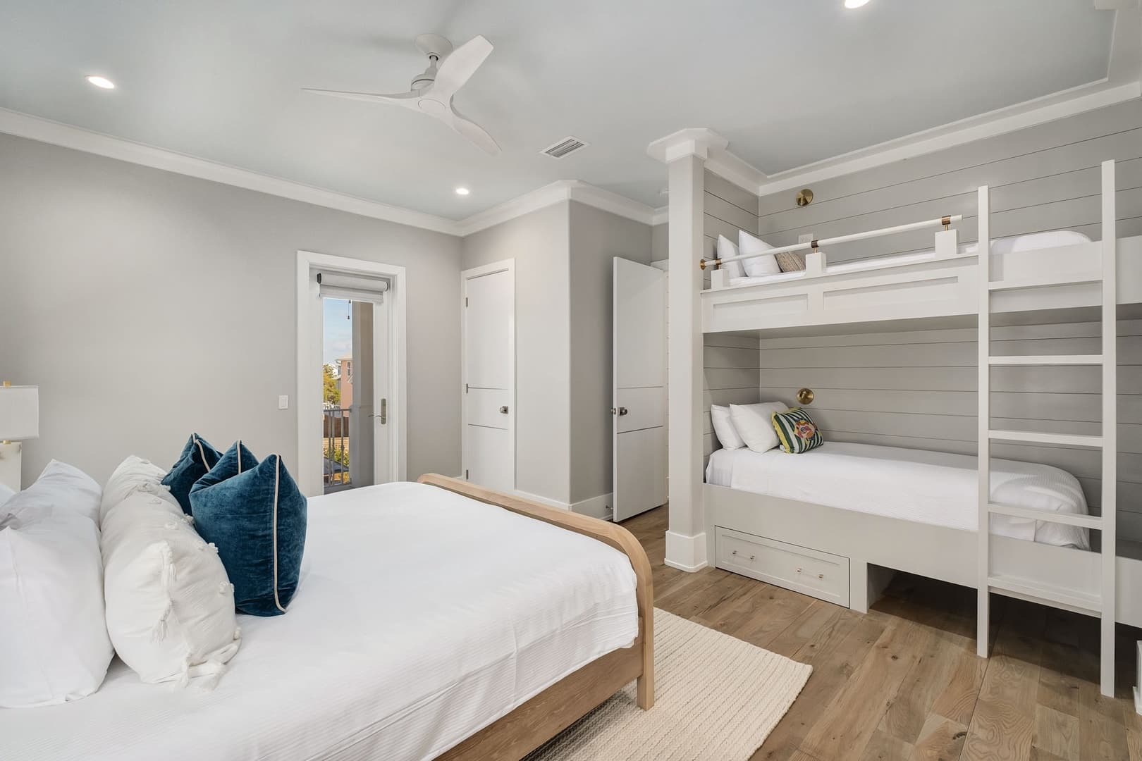 Coastal Dream - Image 30