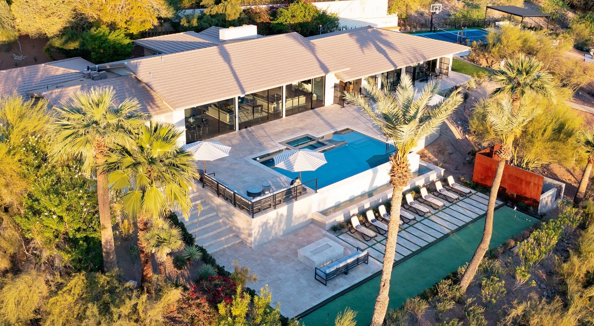 The Harlow - Image 11