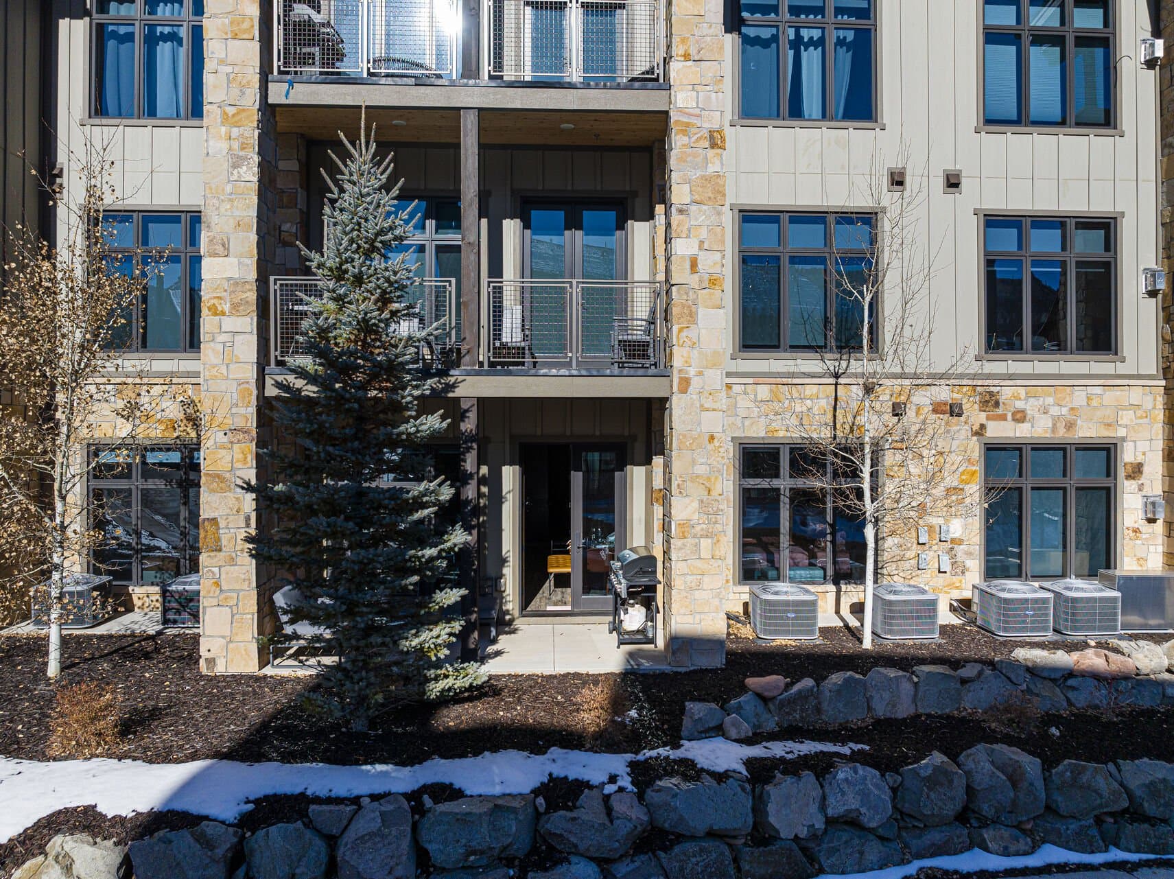 Blackstone Condo #108 - Image 37