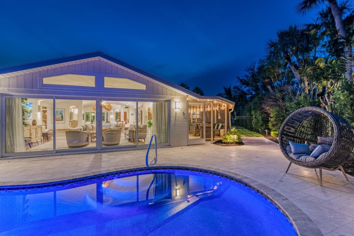 Beach Palm House - Image 68