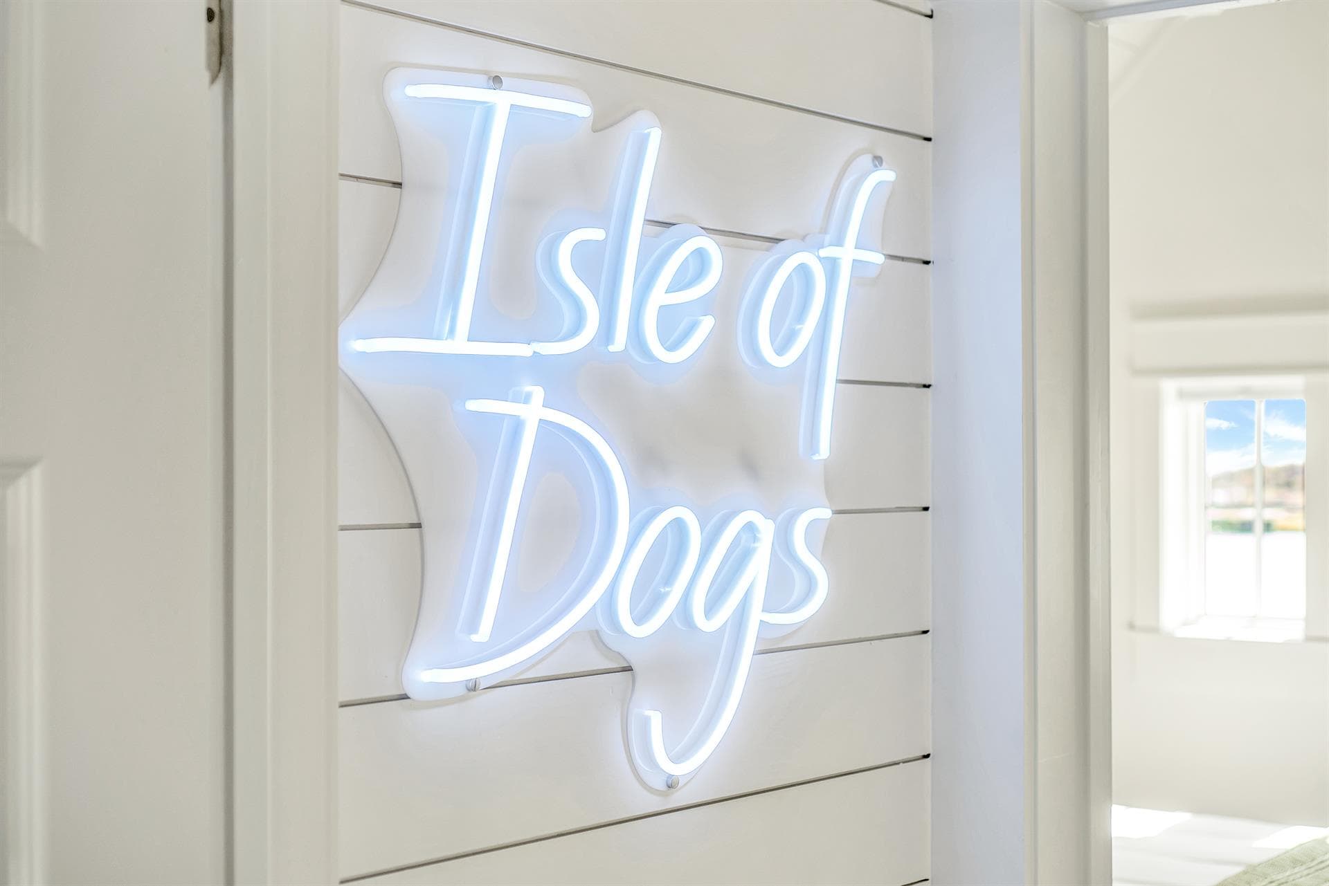 Isle of Dogs - Image 2