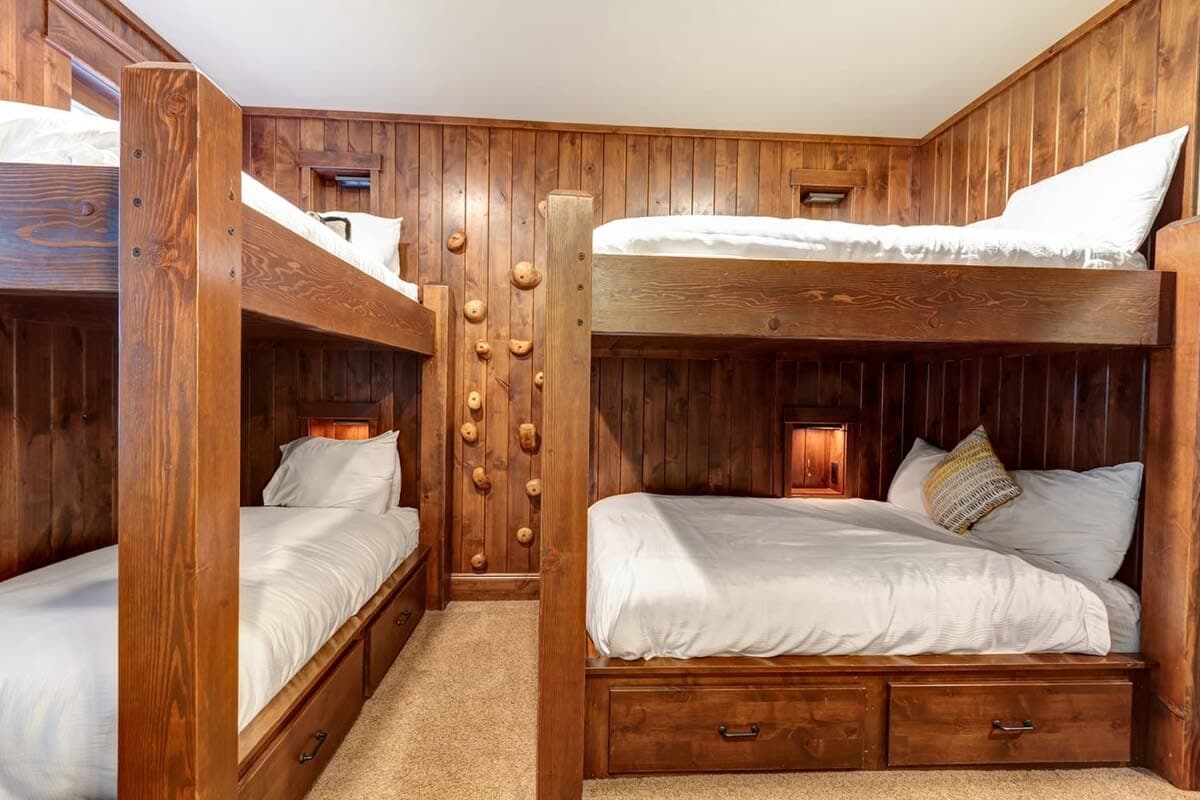 Ultimate Sanctuary - Image 34