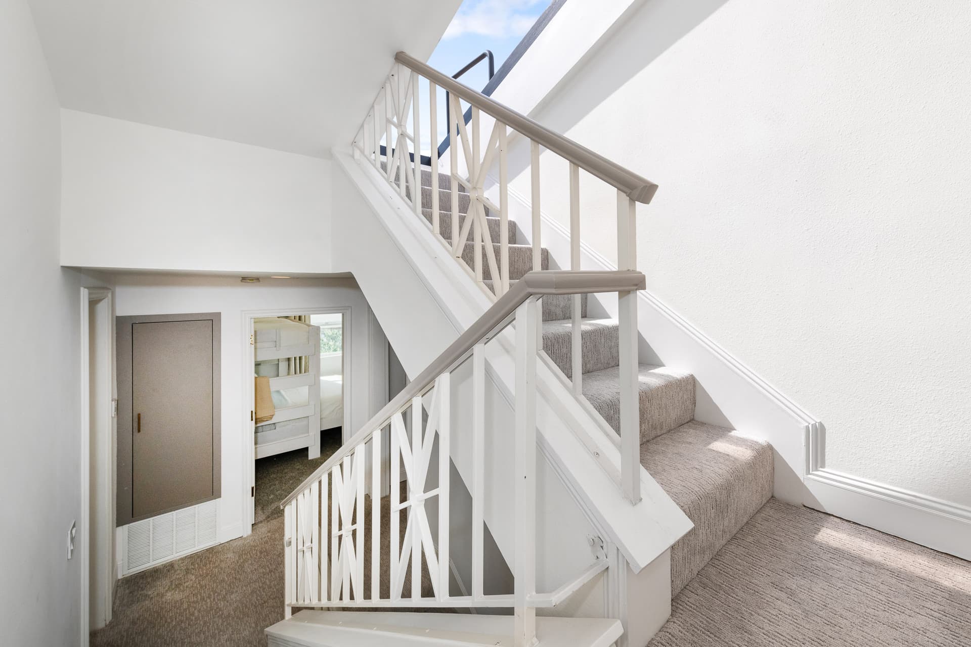 Reef Mall Villa - Image 58