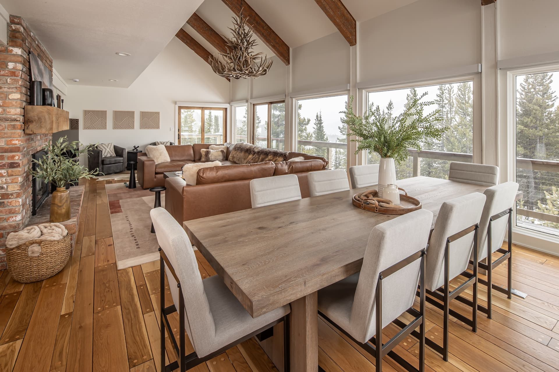 Lone Mountain Lookout - Image 5