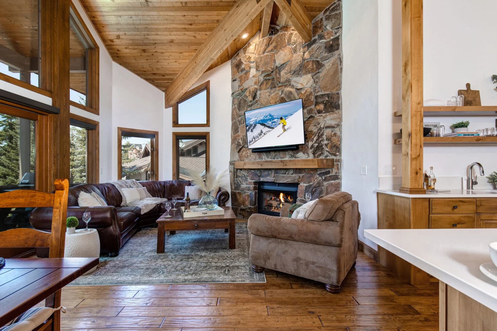 Ontario Lodge - Image 1