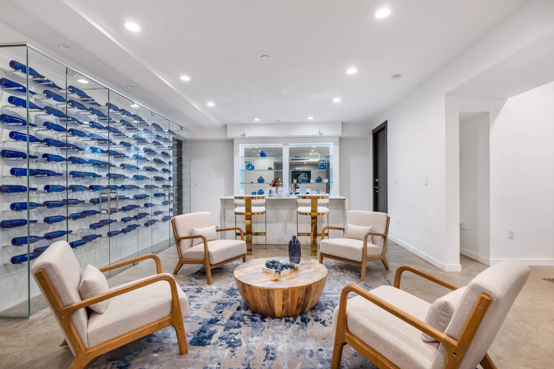 Coldwater Canyon - Image 10