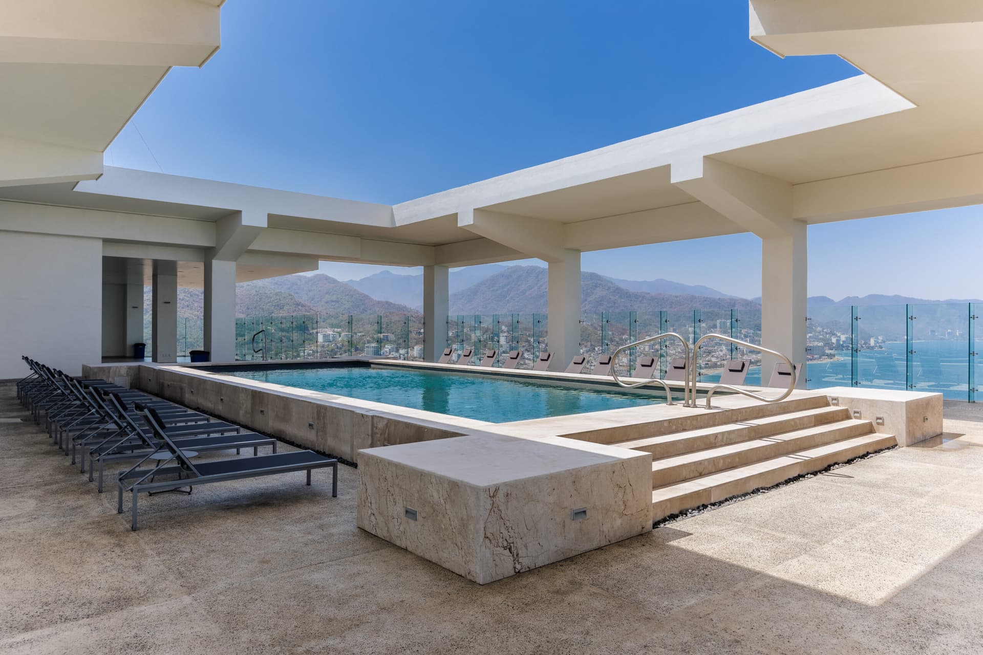 Harbor 171 Residences #803 - Image 33