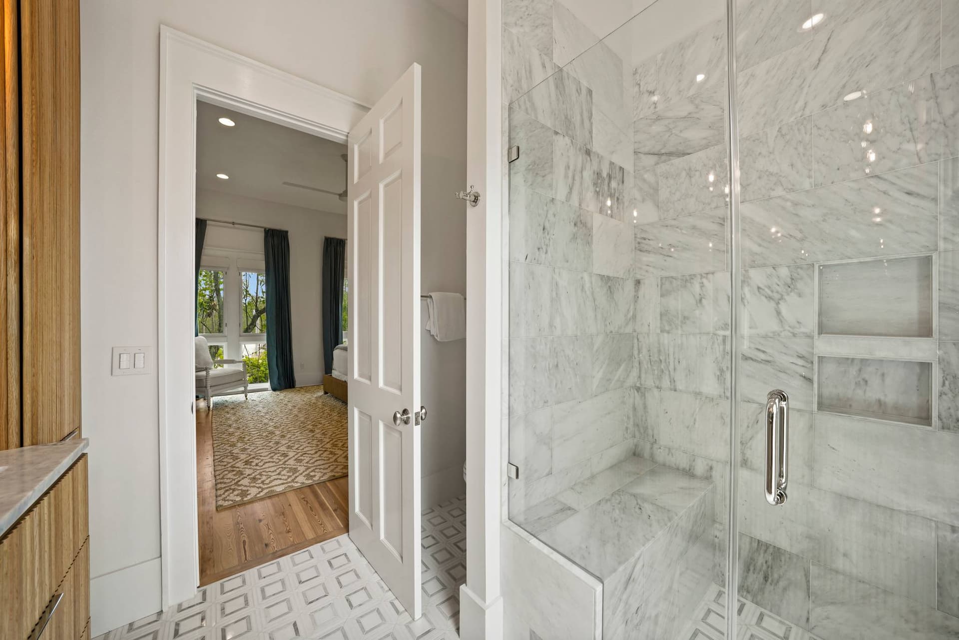 Splendor in the Sand - Image 25