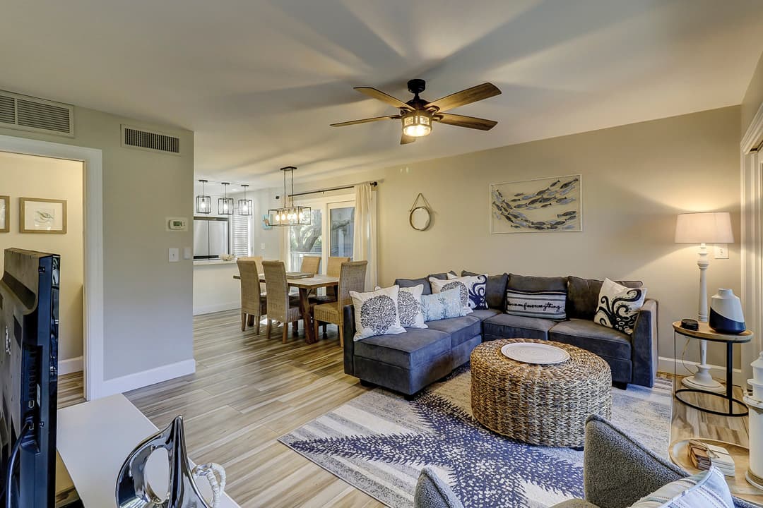 Hickory Home - Image 8