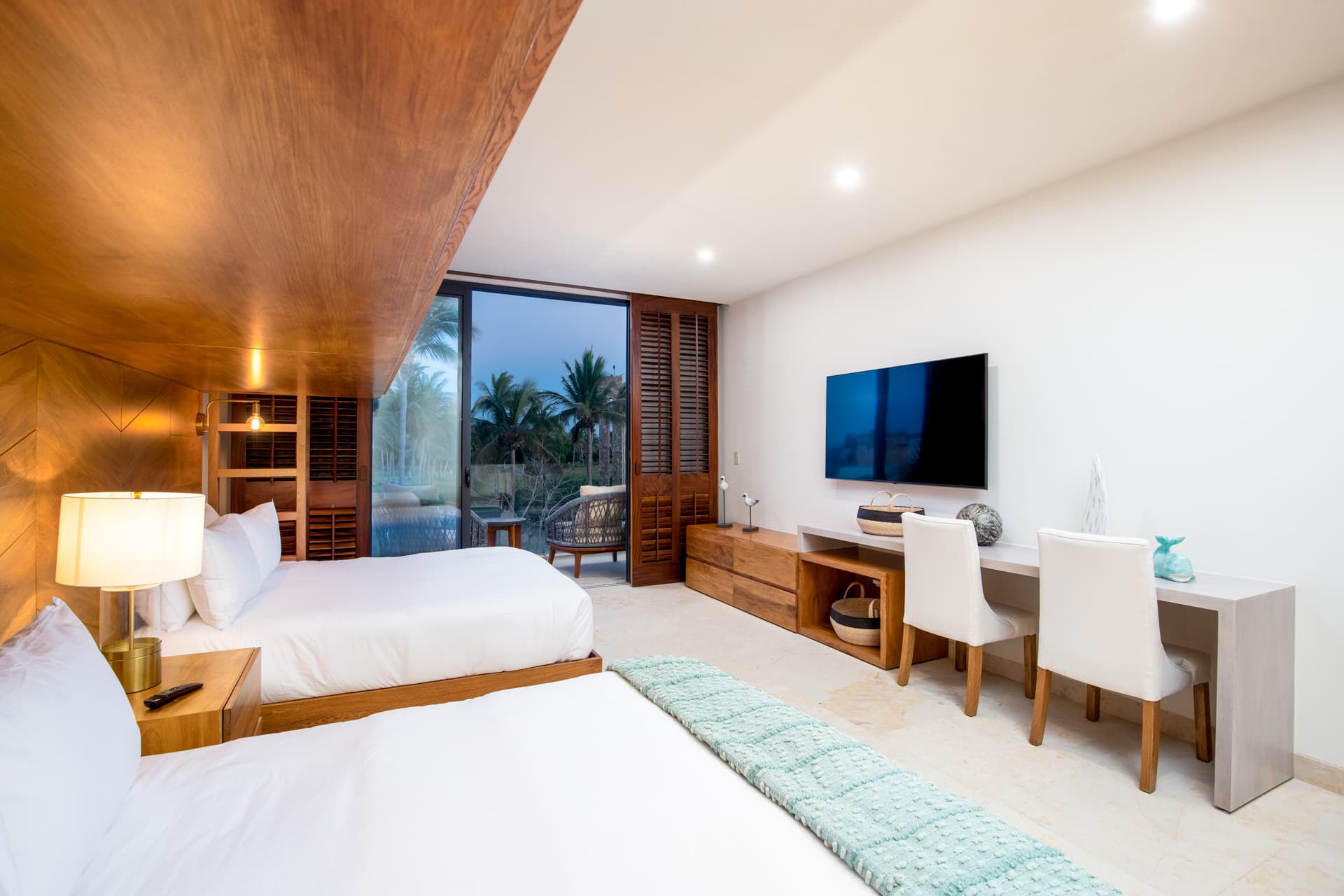 Tau Residences #412 - Image 16