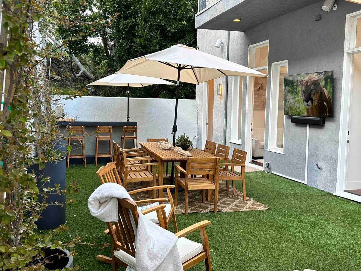 Beverly Haven Home  - Image 34