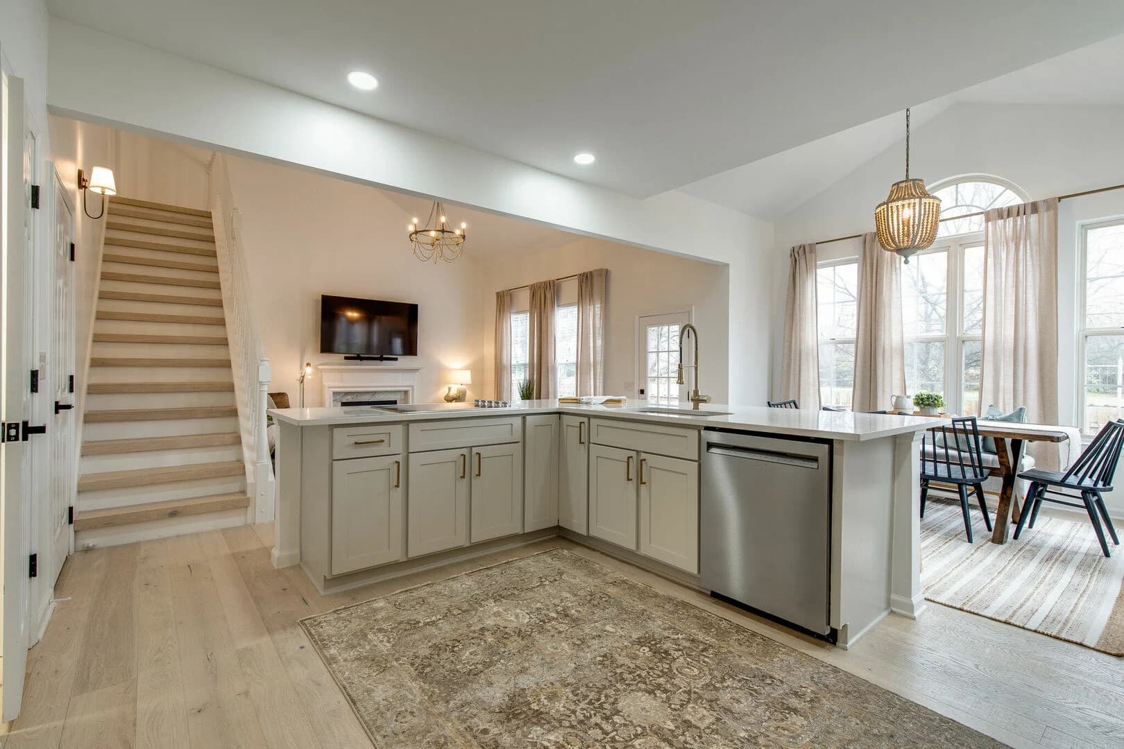 Ewingville House - Image 42