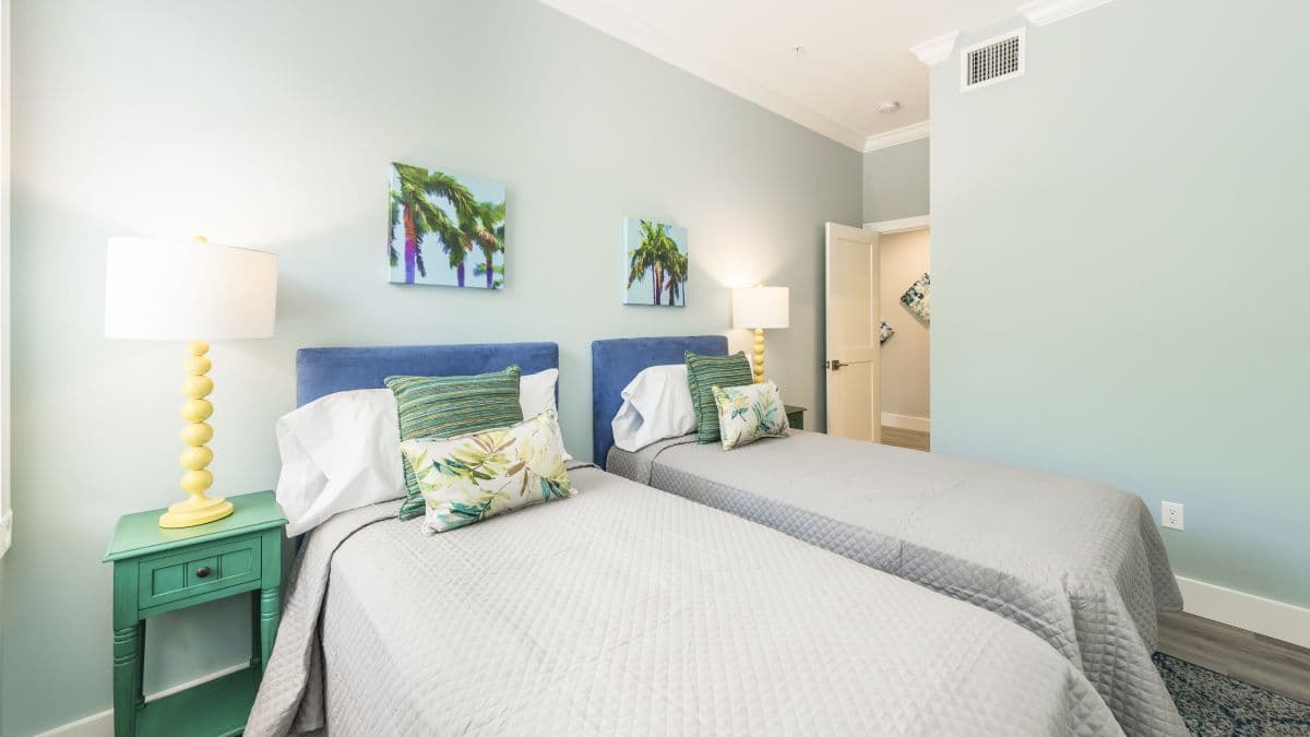 Sunset North - Image 19