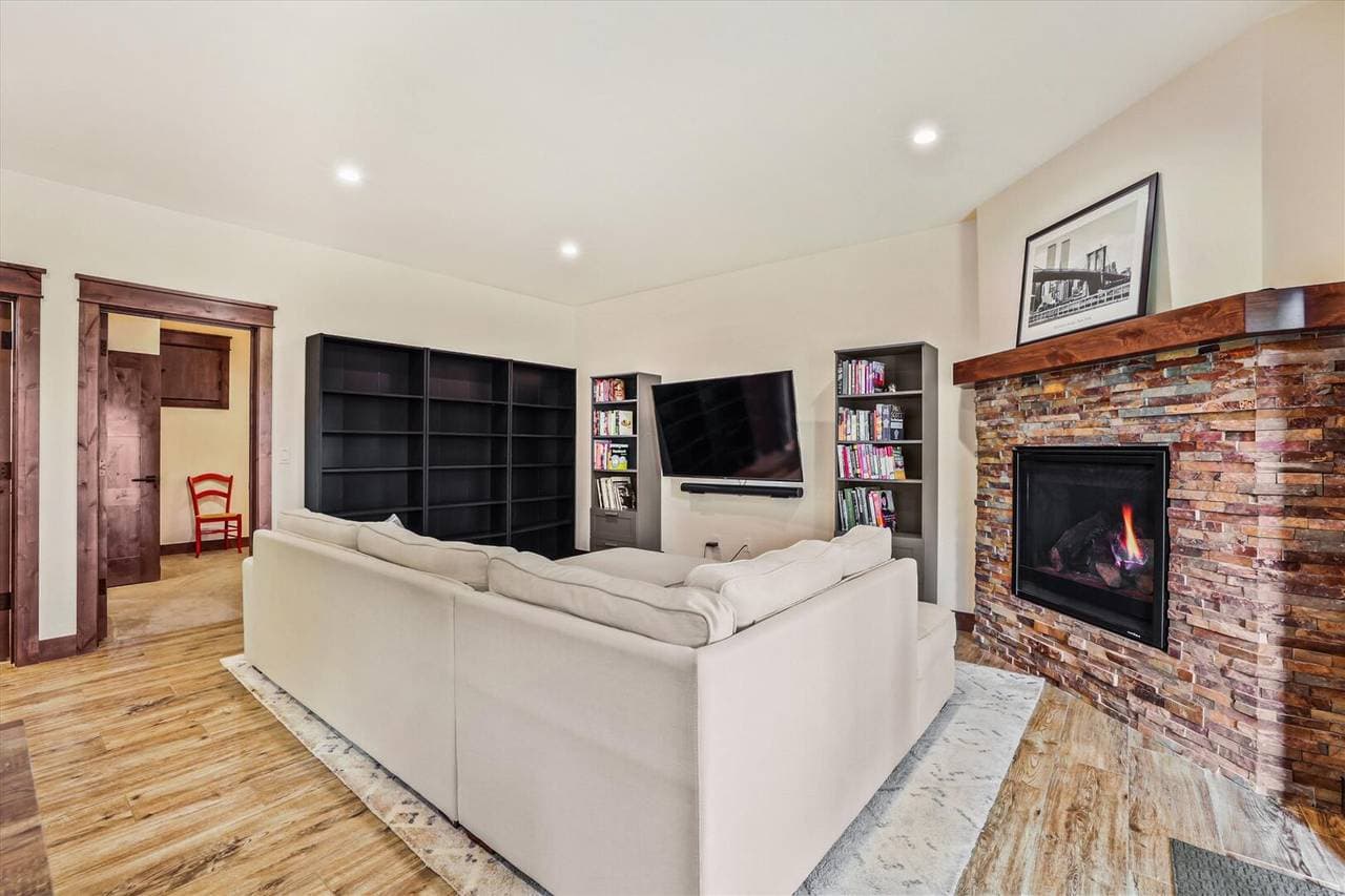 Breck Mountain Getaway - Image 21