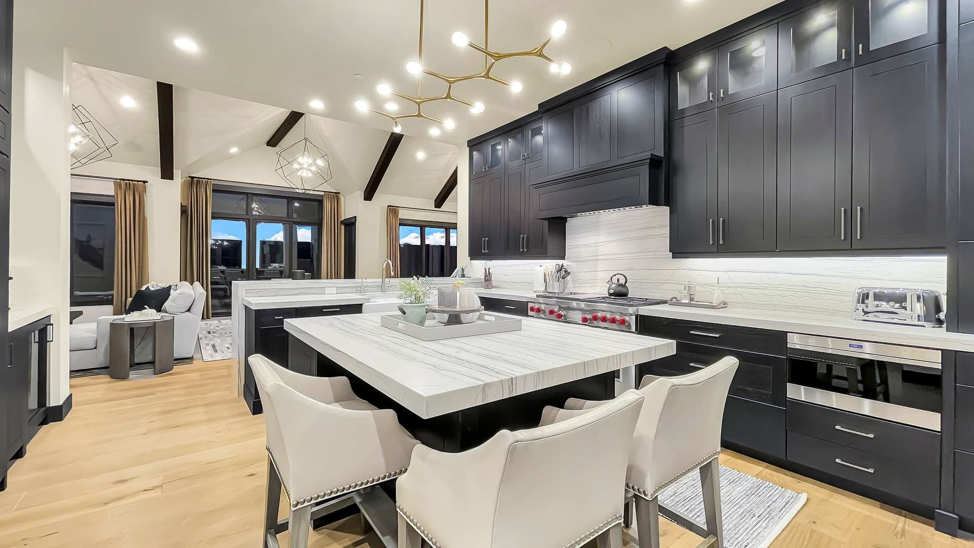 Grande Vistas Estate - Image 22