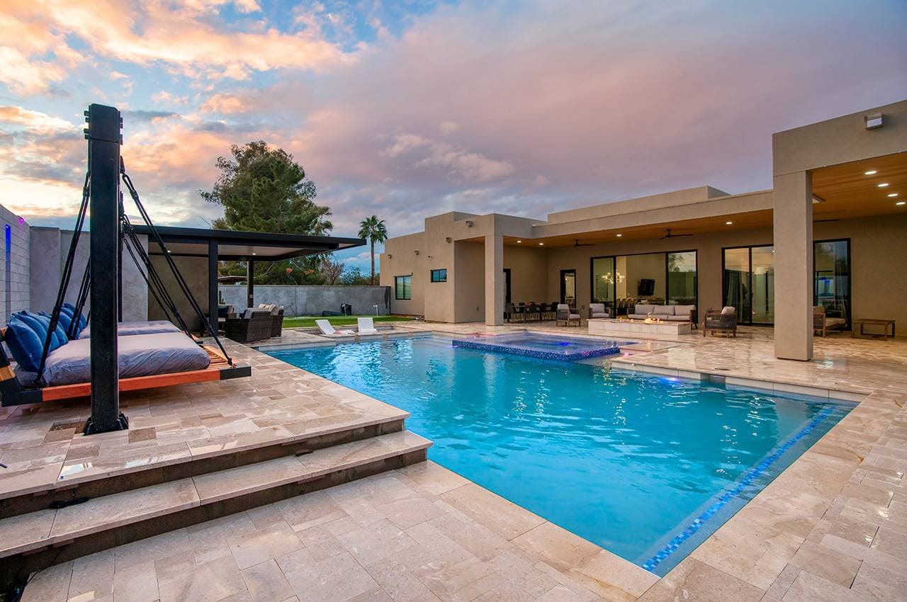 Estate on Harmony - Image 64