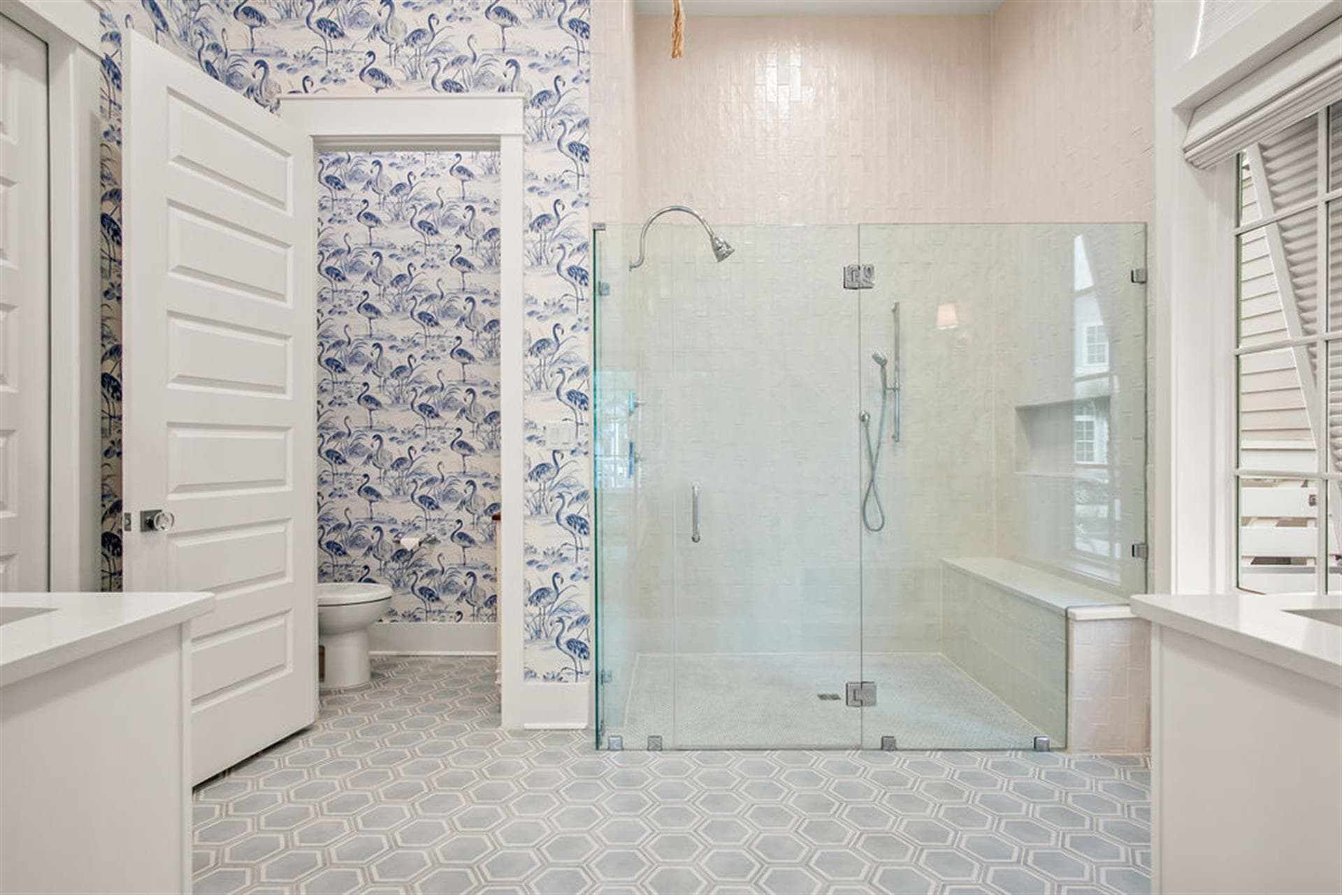 Hello Darlin' - Image 39