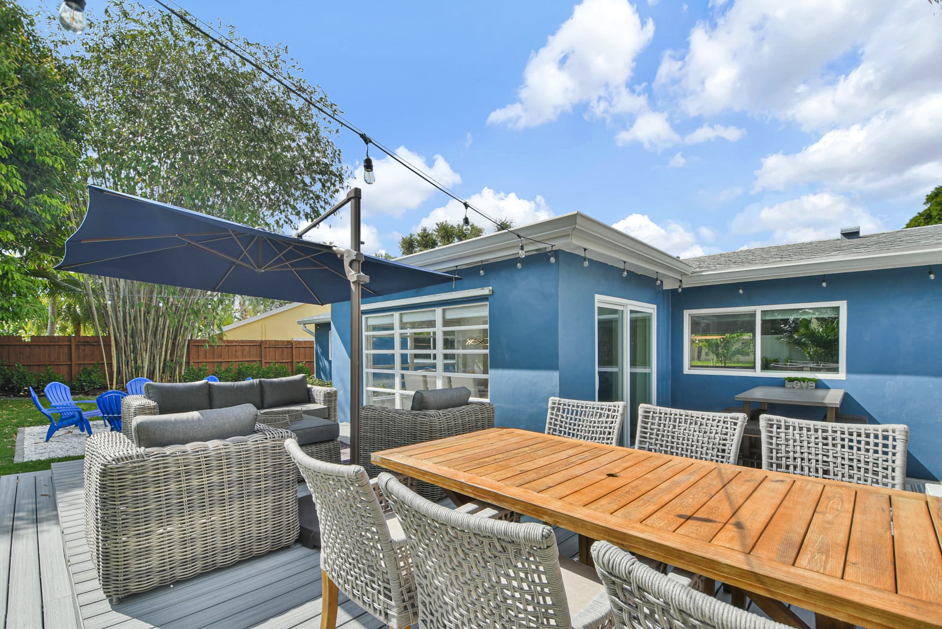 Bluebird House - Image 43